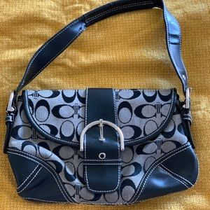Coach short handle handbag